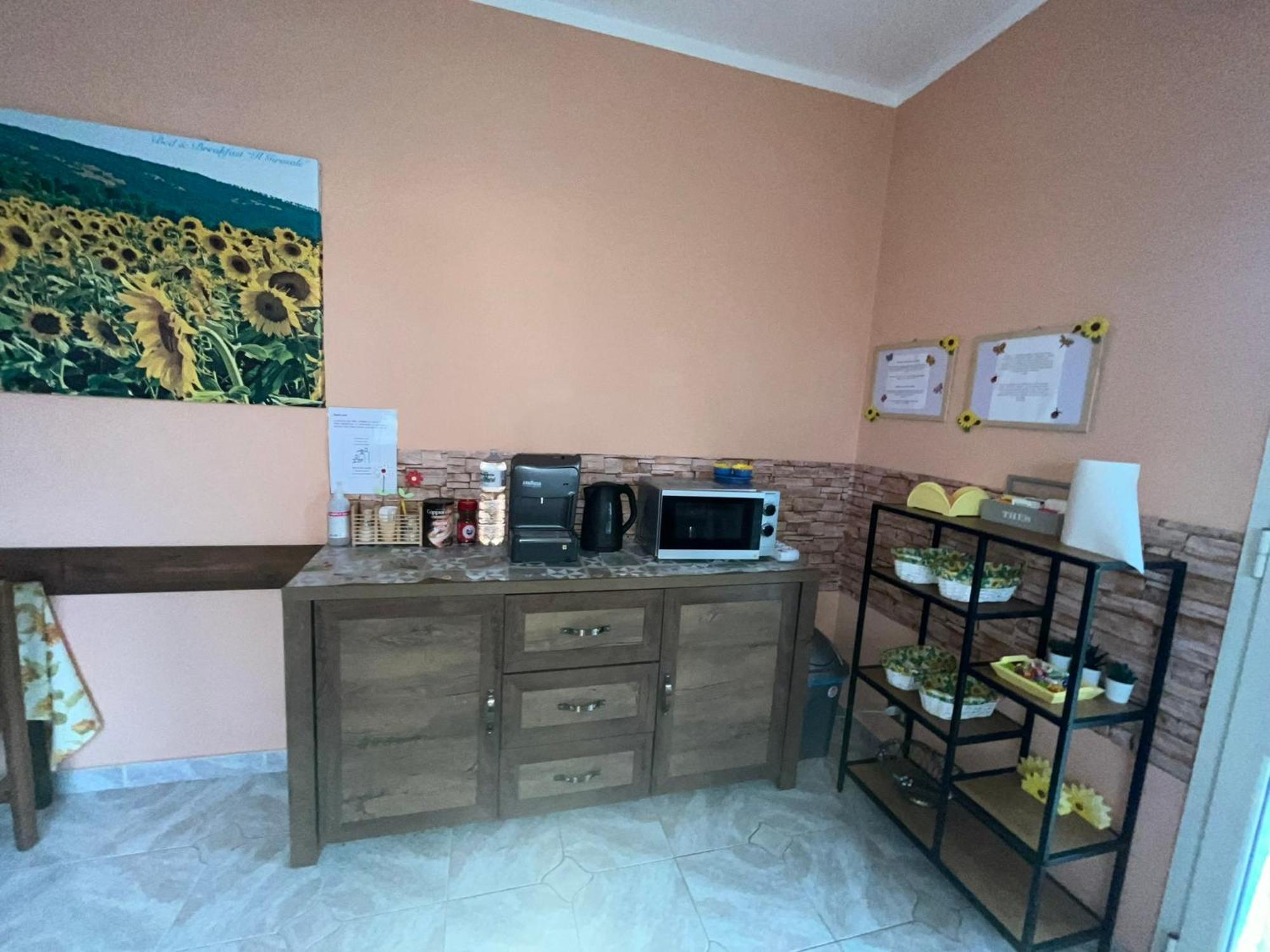 B&B Il Girasole Ortonovo ภายนอก รูปภาพ