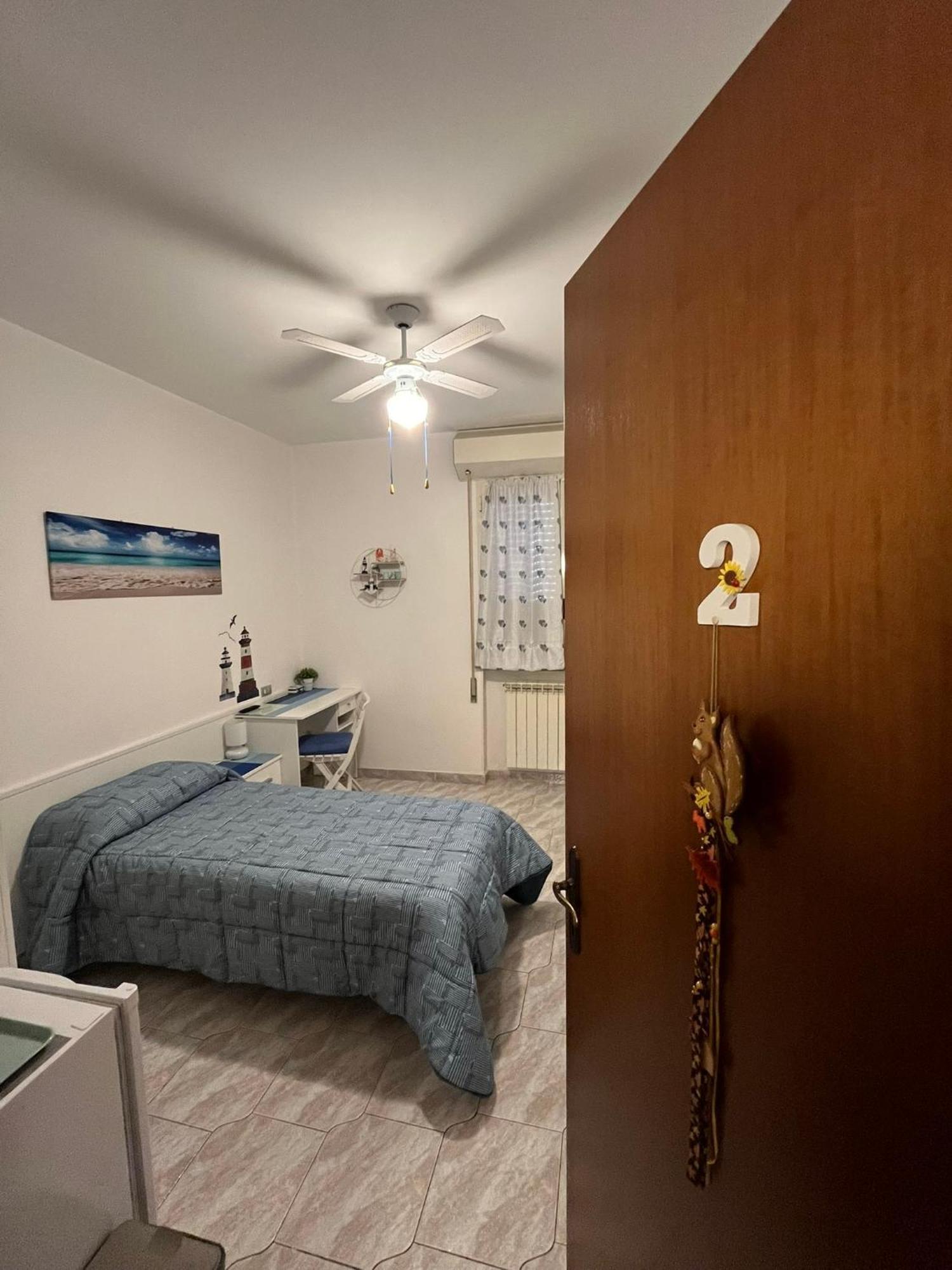 B&B Il Girasole Ortonovo ภายนอก รูปภาพ