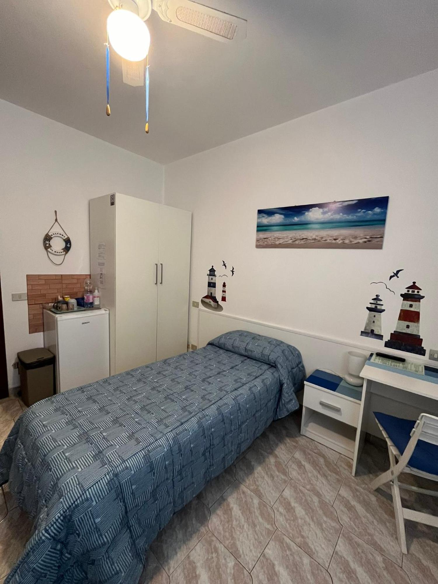 B&B Il Girasole Ortonovo ภายนอก รูปภาพ